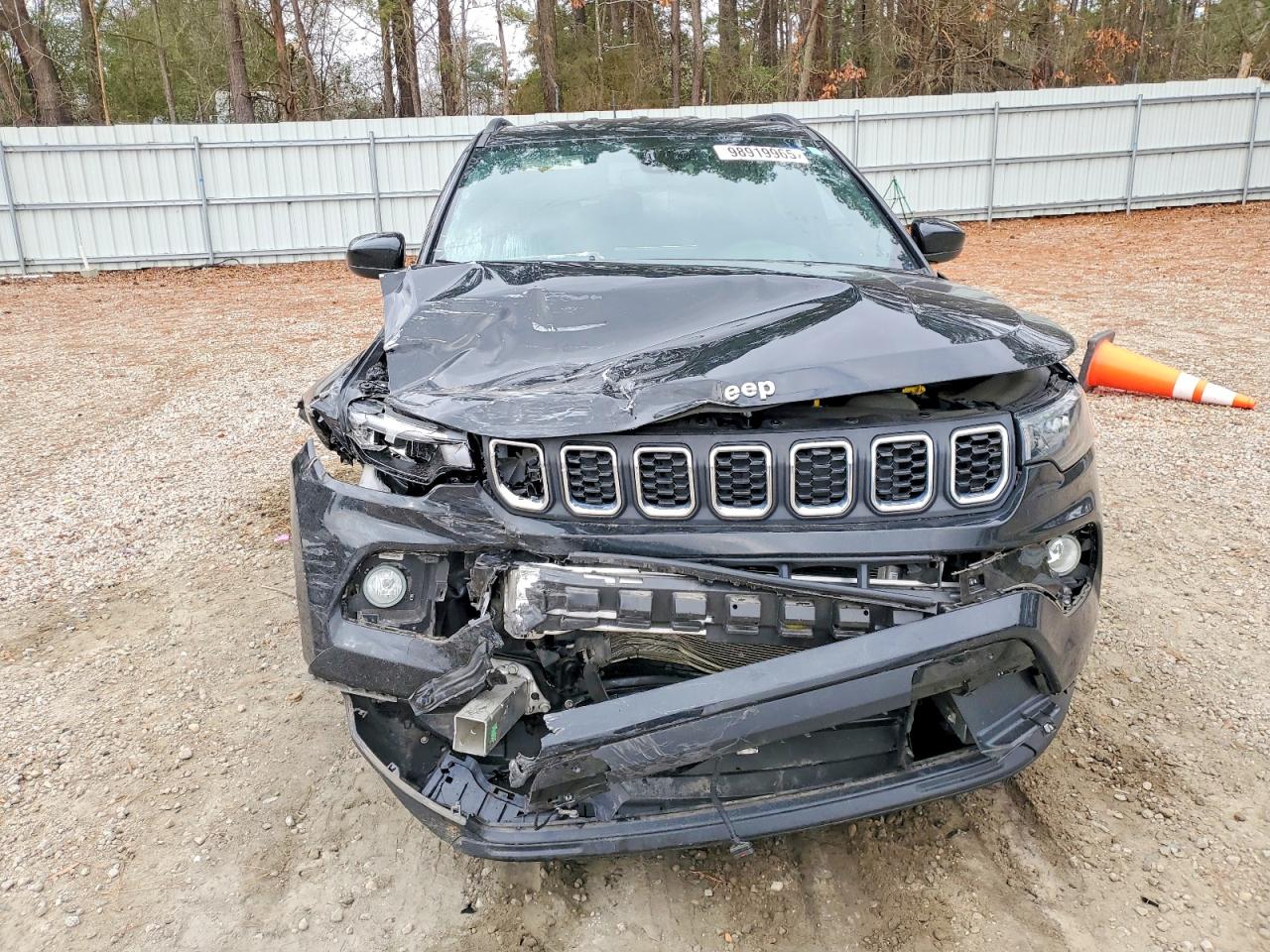 2024 JEEP COMPASS LATITUDE photo 5