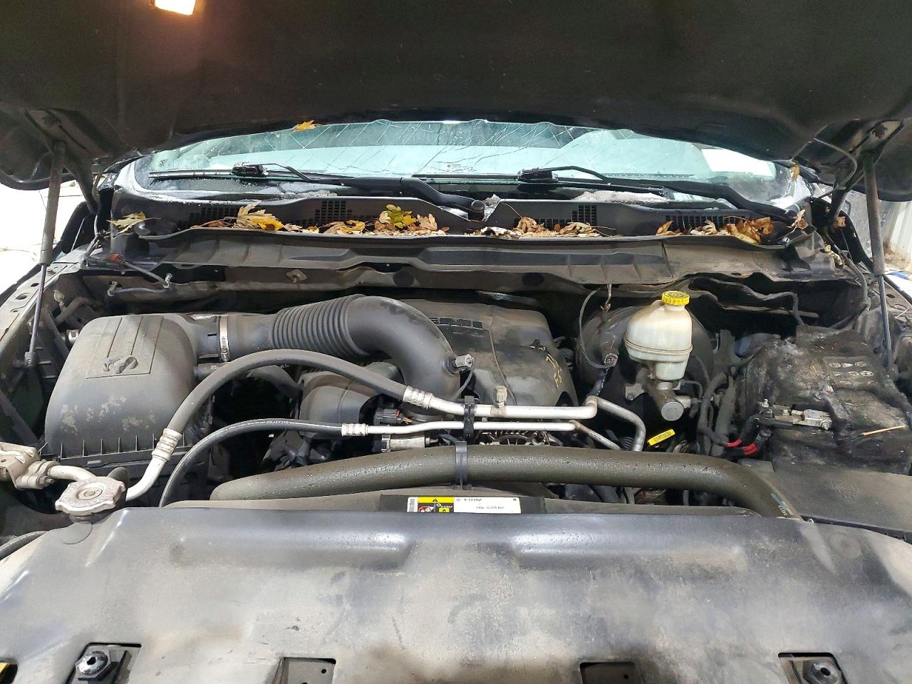 2015 RAM 1500 SLT photo 11