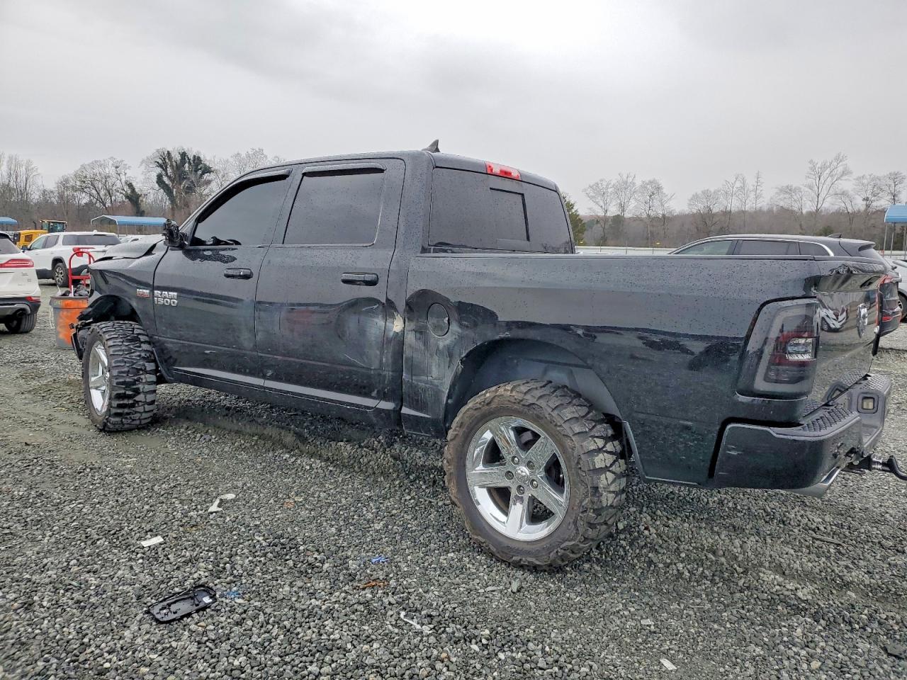 2013 RAM 1500 SPORT photo 3