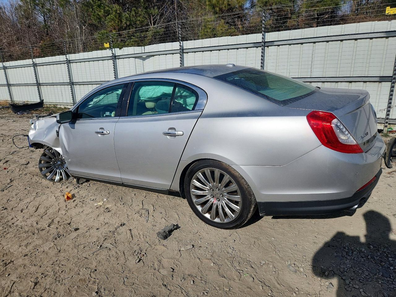 2014 LINCOLN MKS photo 2