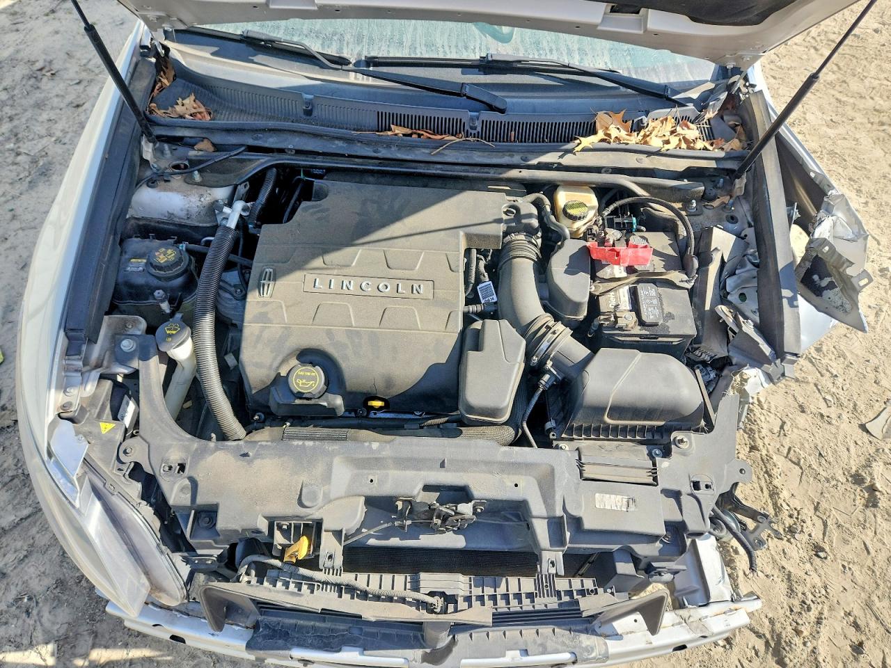 2014 LINCOLN MKS photo 11