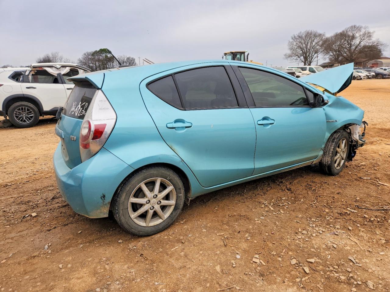 2014 TOYOTA PRIUS C photo 3