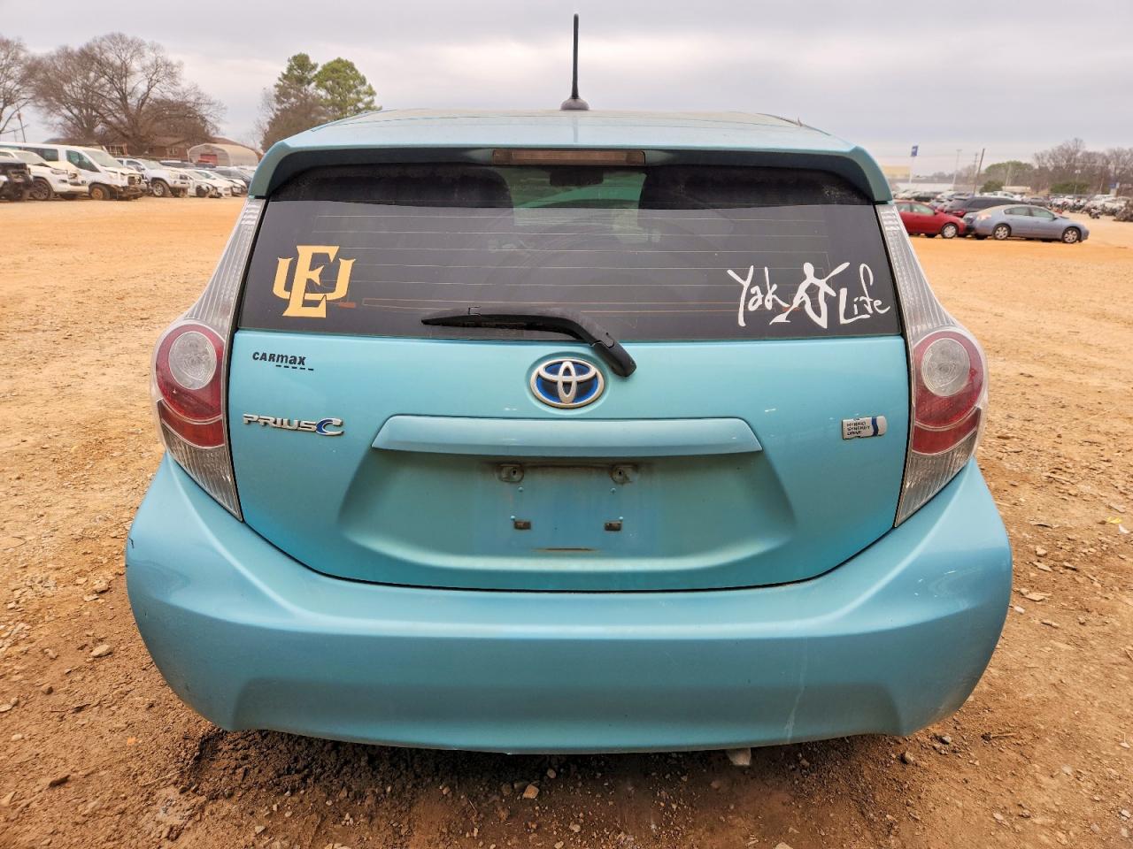 2014 TOYOTA PRIUS C photo 6