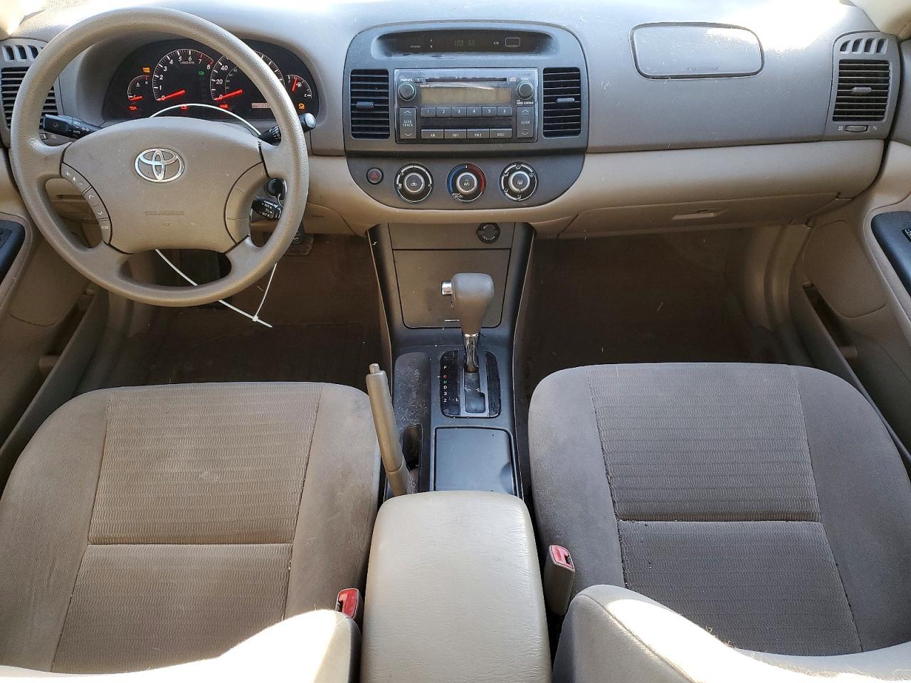 2005 TOYOTA CAMRY LE photo 8
