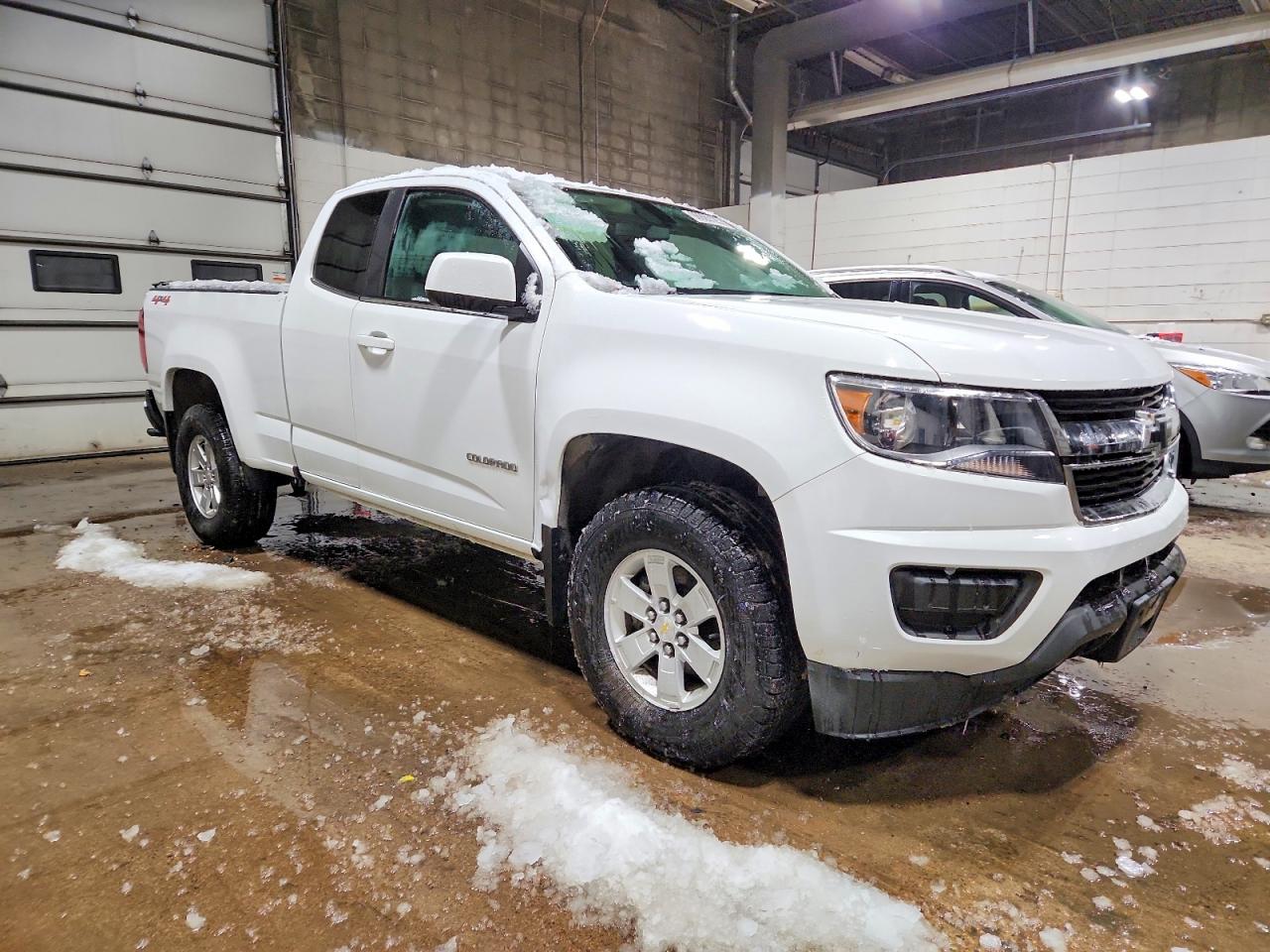 2019 CHEVROLET COLORADO photo 4