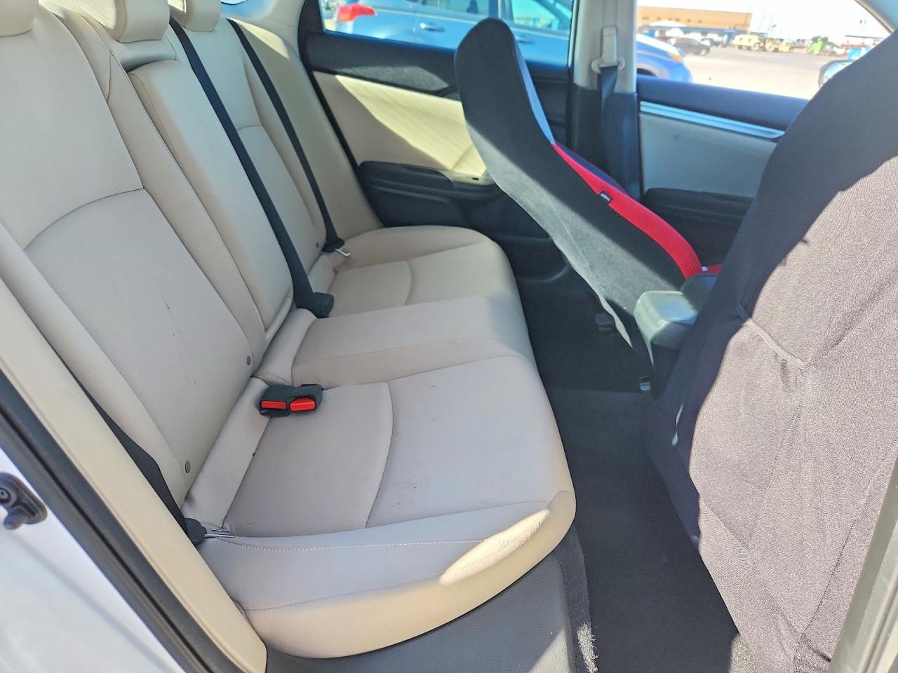2017 HONDA CIVIC EX photo 10