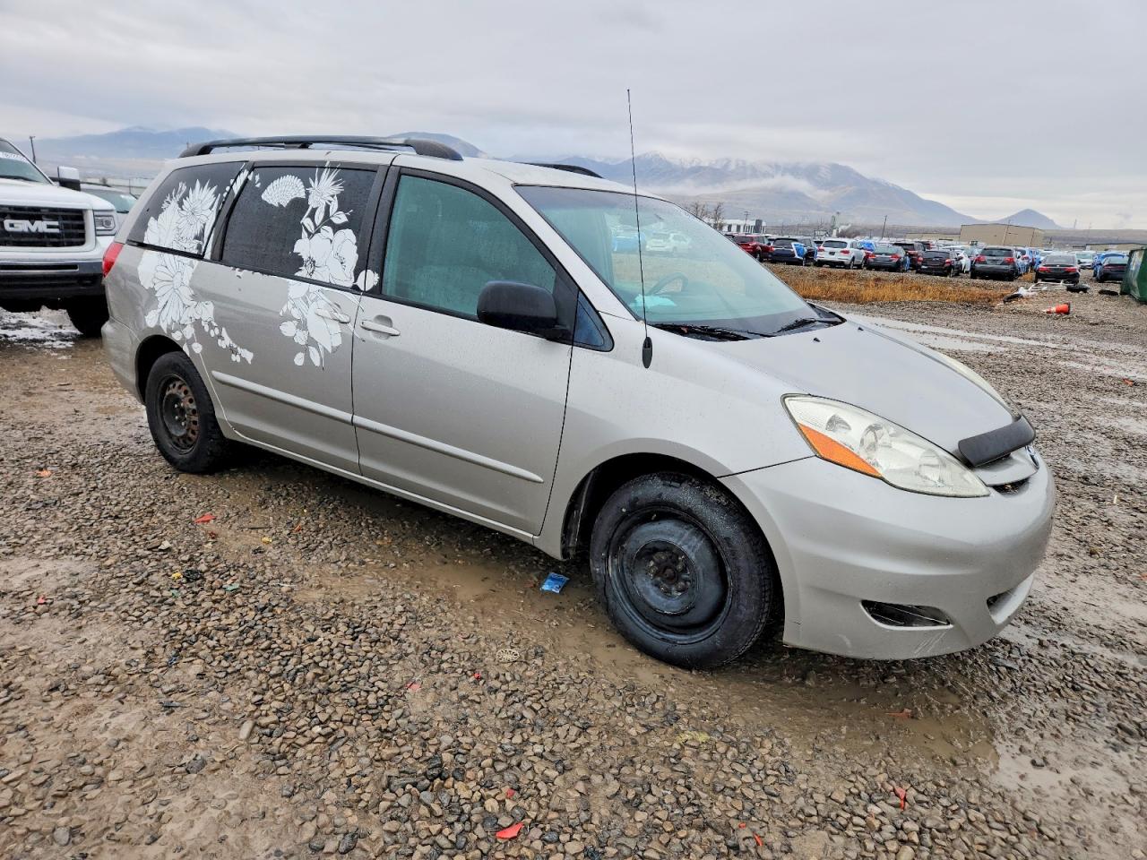 2006 TOYOTA SIENNA CE photo 4