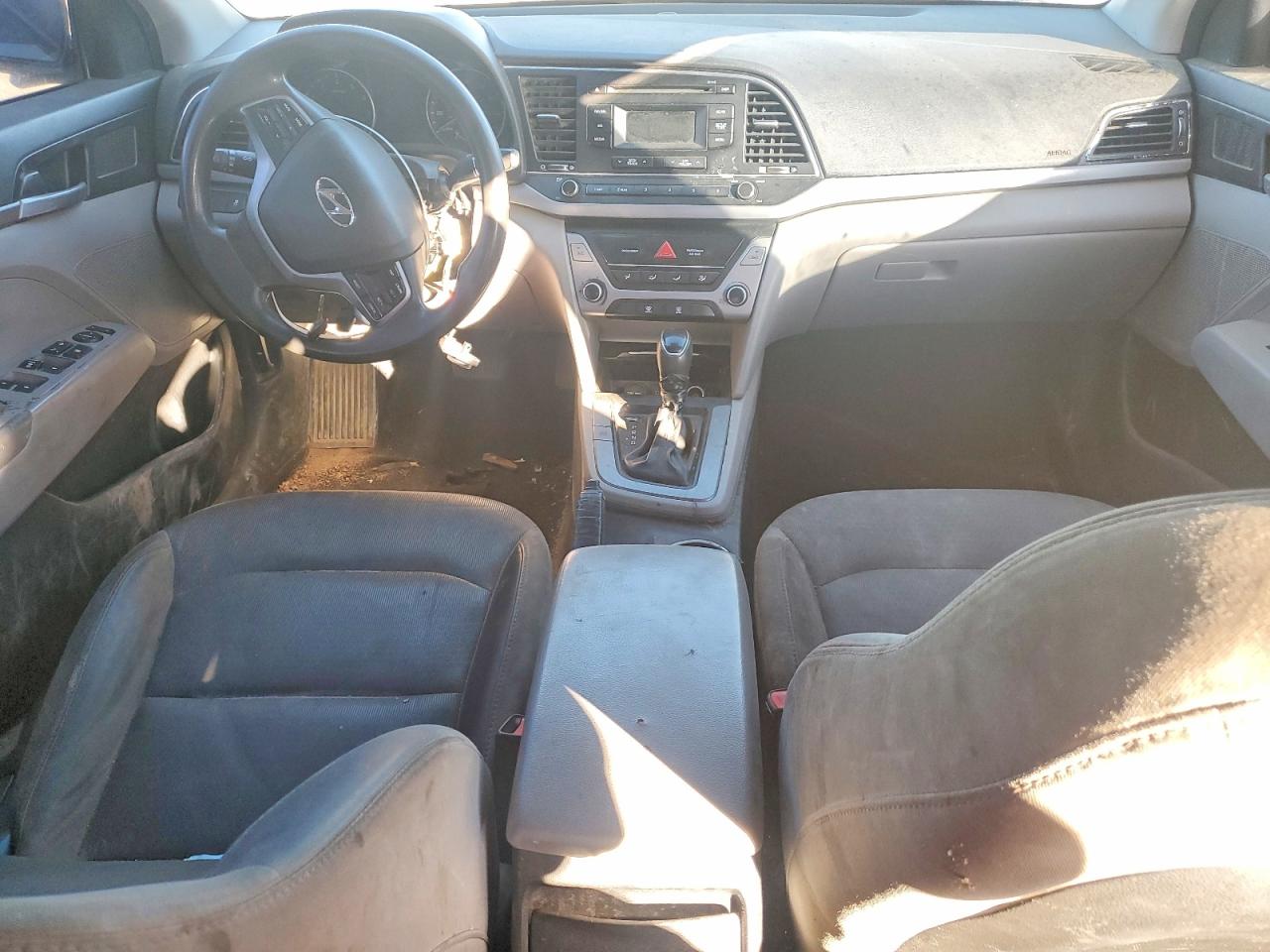 2017 HYUNDAI ELANTRA SE photo 15