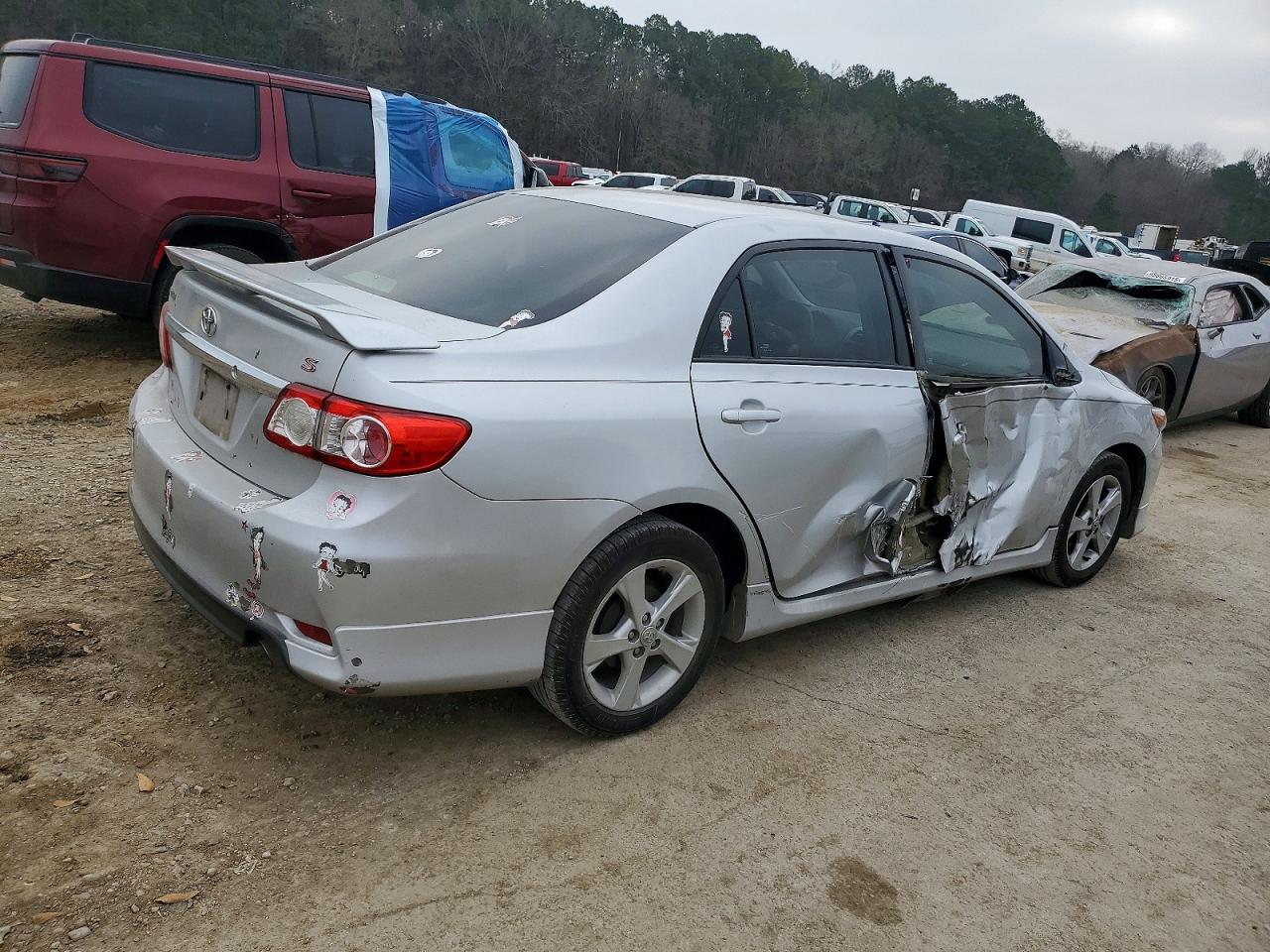 2012 TOYOTA COROLLA BASE photo 5