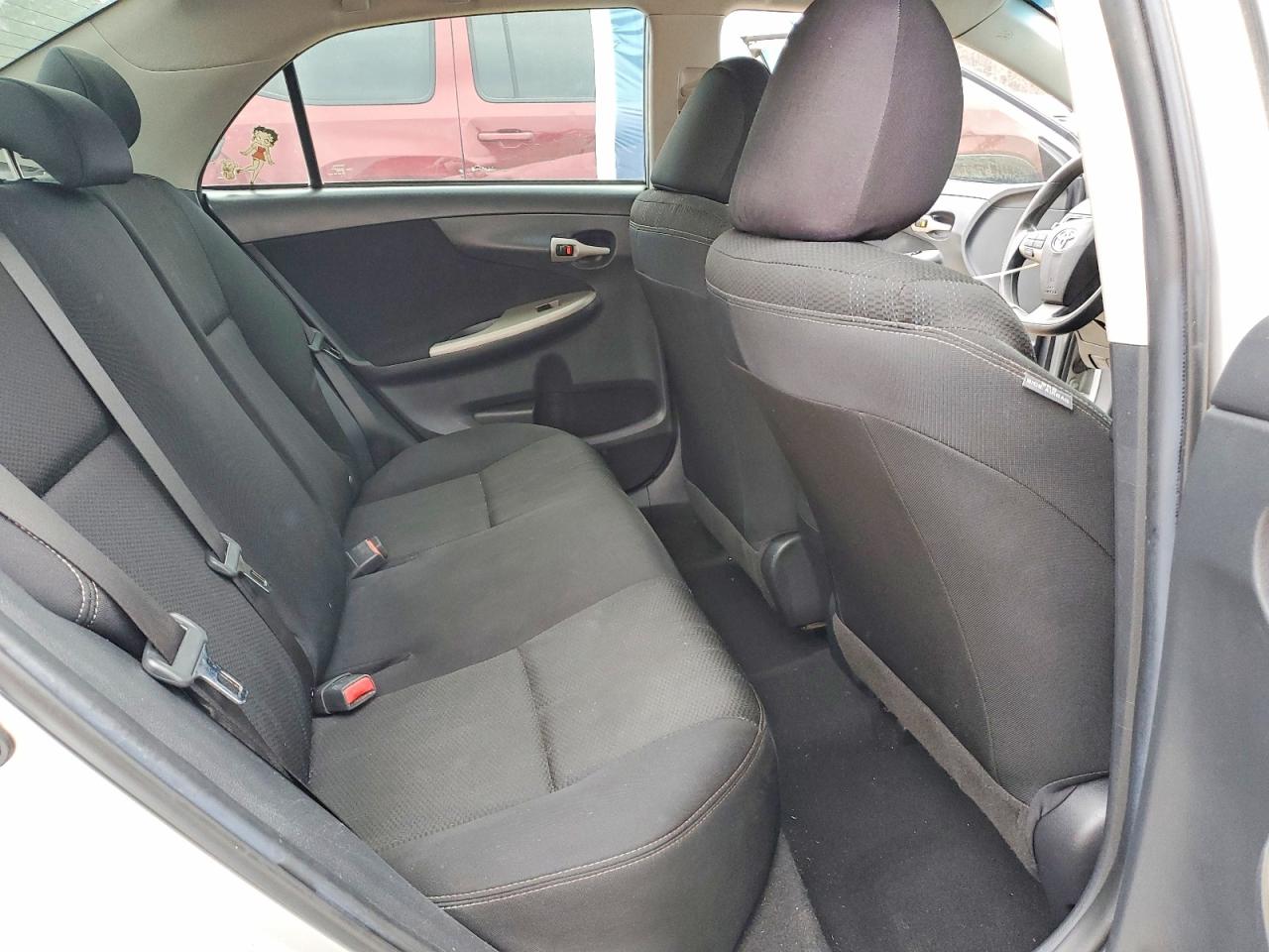 2012 TOYOTA COROLLA BASE photo 19