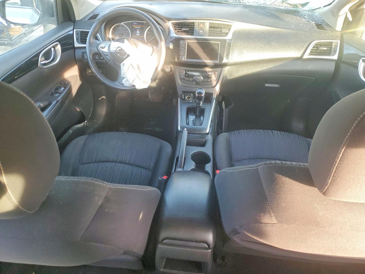 2019 NISSAN SENTRA S photo 22