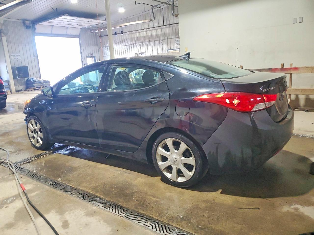 2013 HYUNDAI ELANTRA GLS photo 2