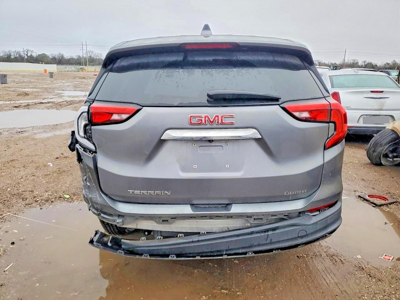 2019 GMC TERRAIN SLE photo 6