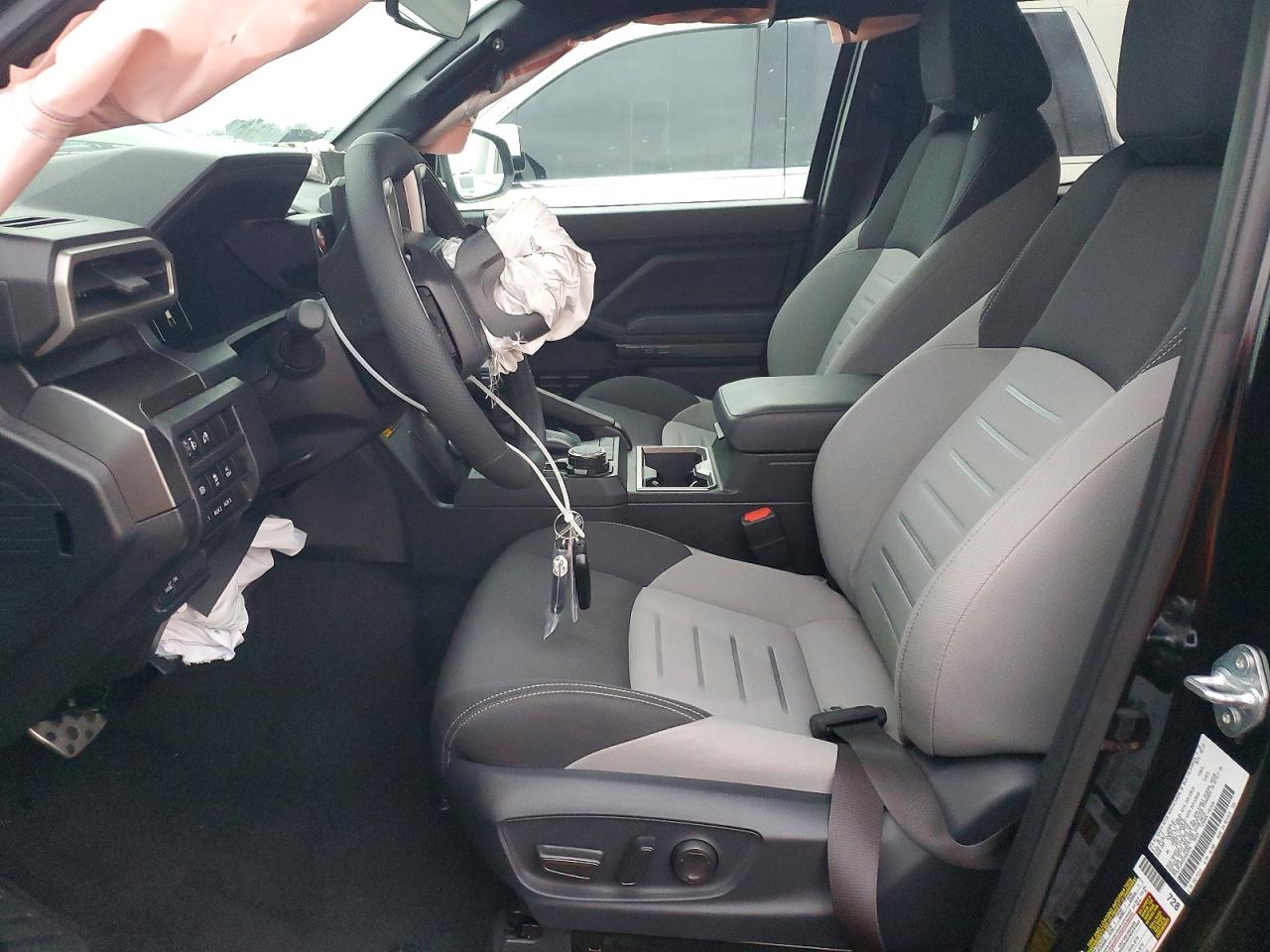 2025 TOYOTA TACOMA DOUBLE CAB photo 7