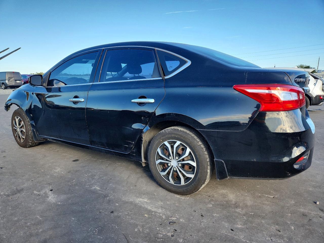 2016 NISSAN SENTRA S photo 3