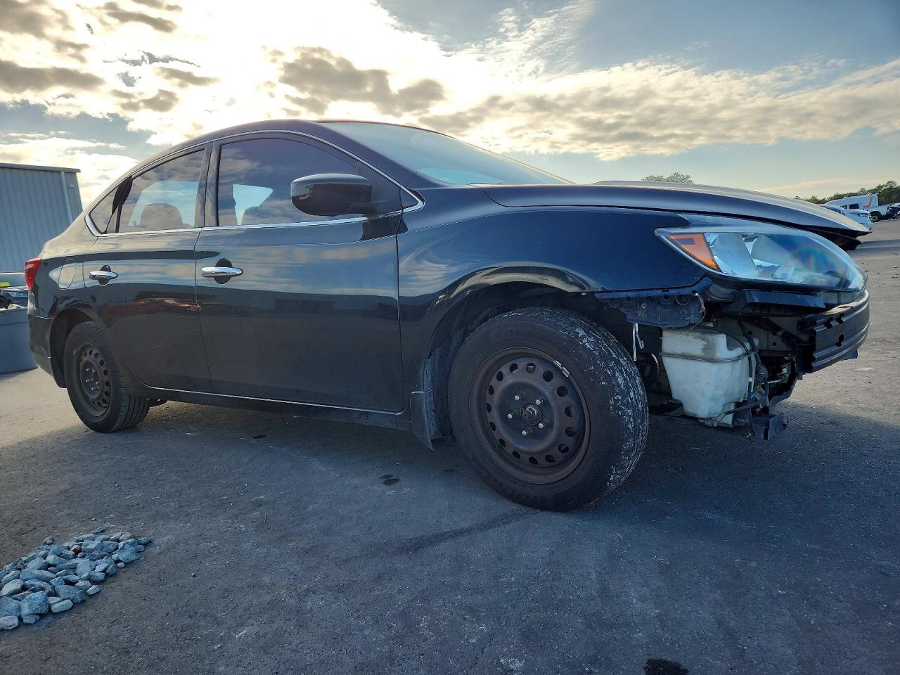 2016 NISSAN SENTRA S photo 7