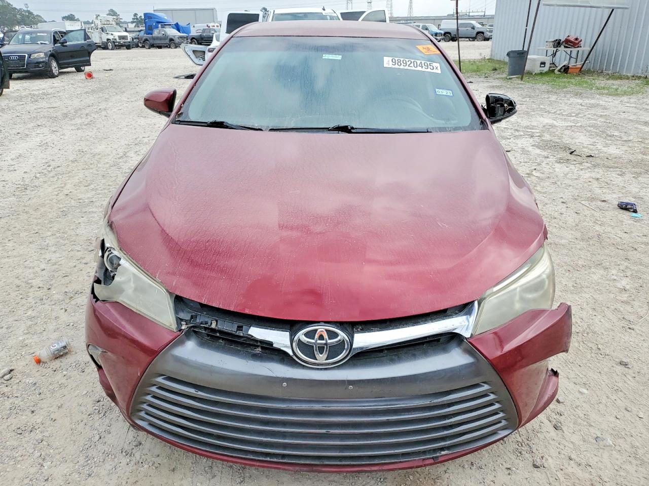 2017 TOYOTA CAMRY LE photo 9