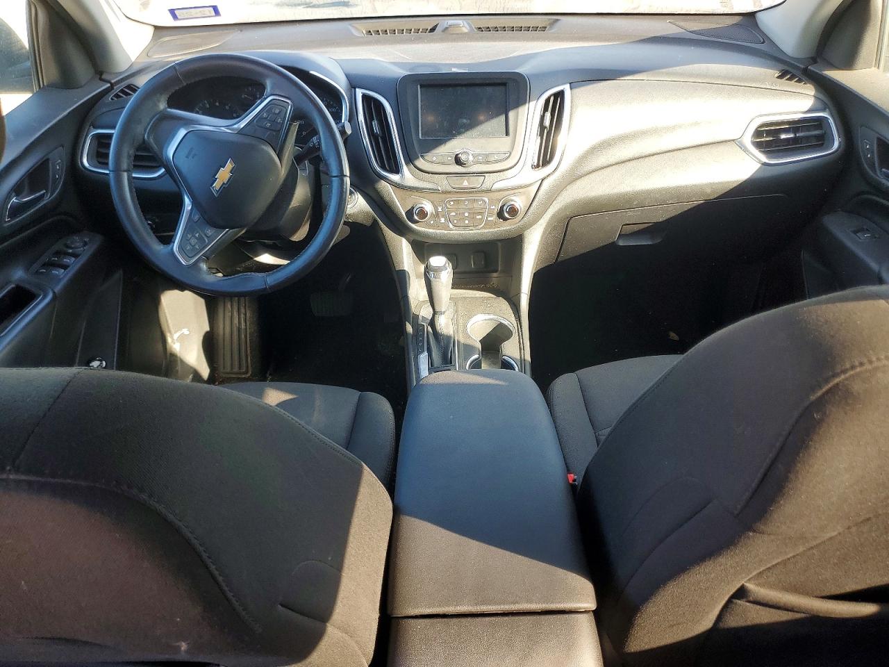 2018 CHEVROLET EQUINOX LT photo 8