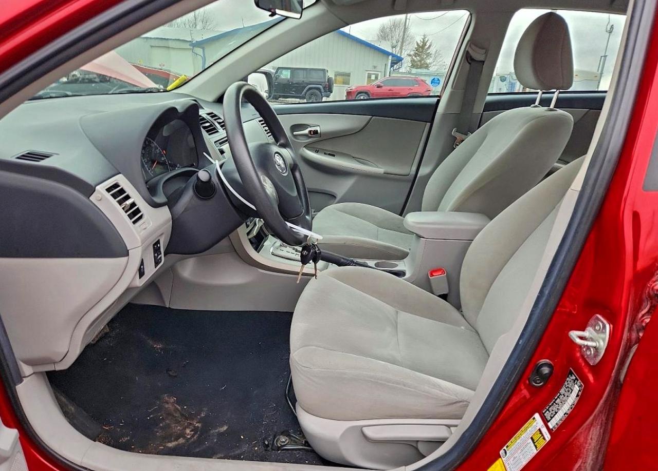 2013 TOYOTA COROLLA BASE photo 7