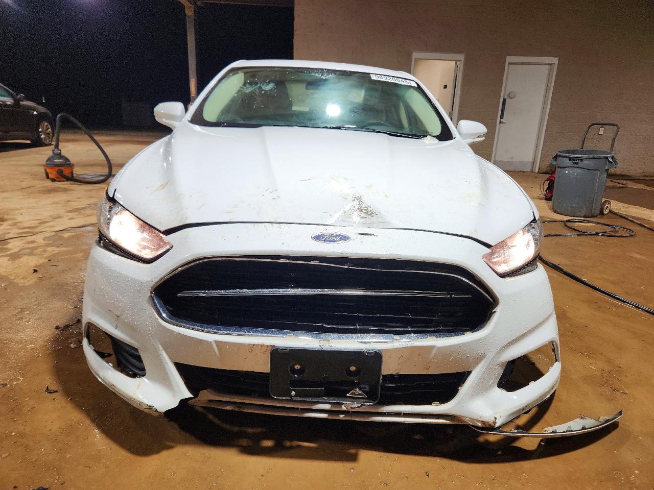 2015 FORD FUSION SE photo 13
