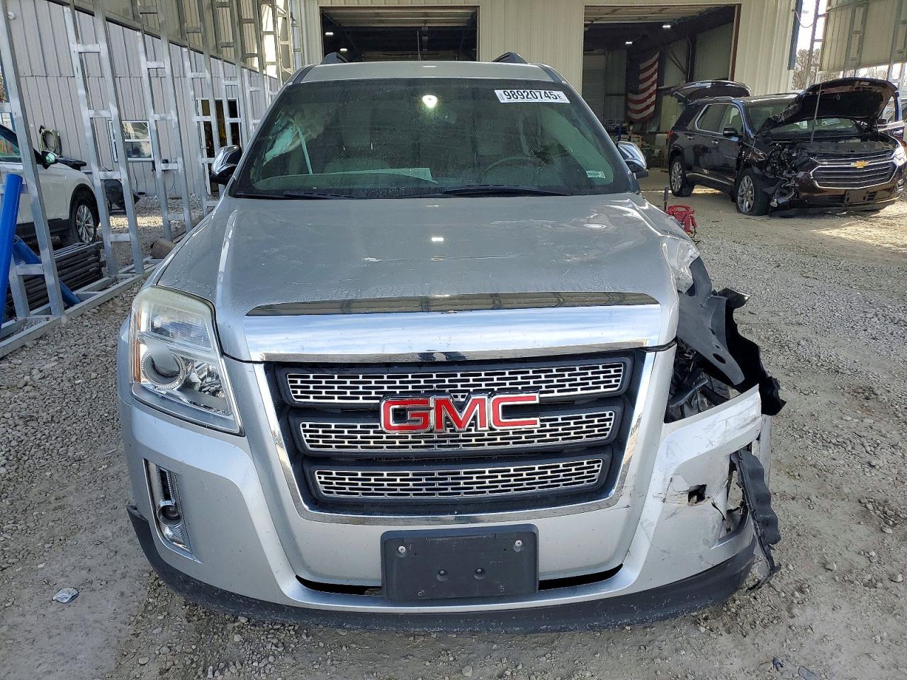 2012 GMC TERRAIN SLT photo 5