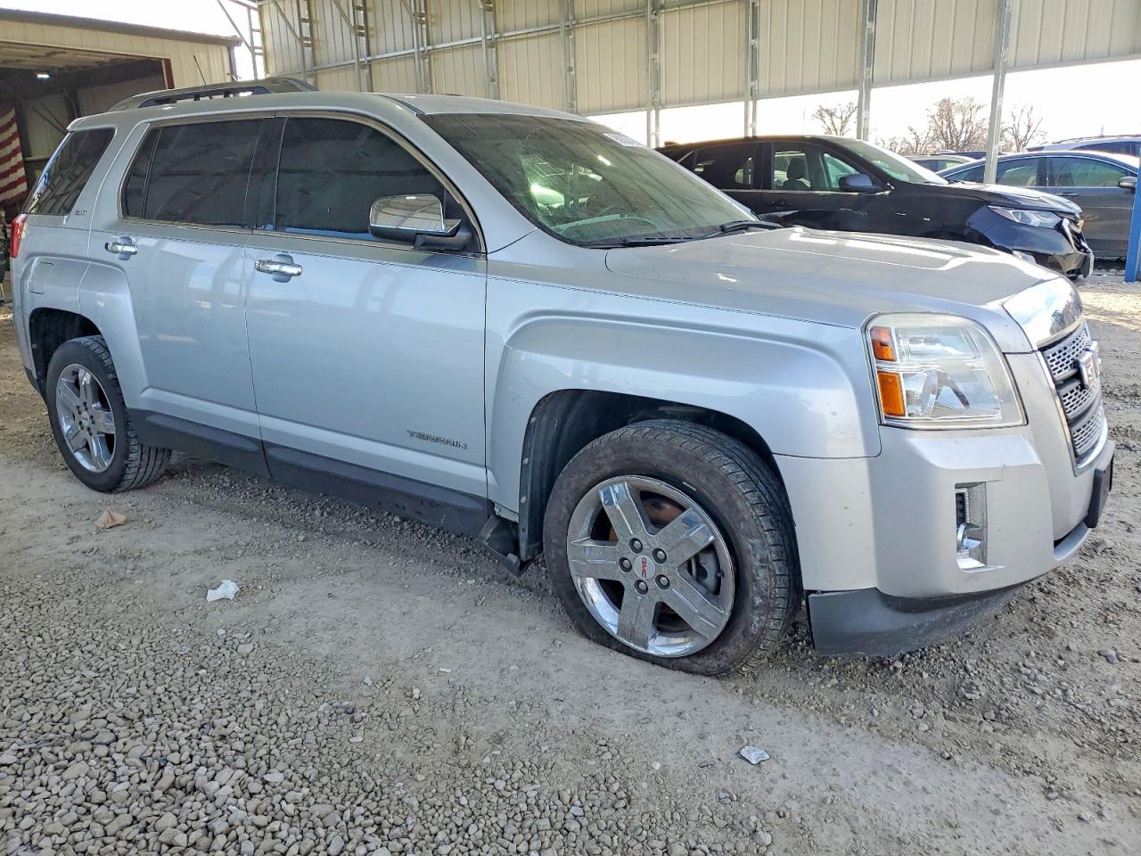 2012 GMC TERRAIN SLT photo 4