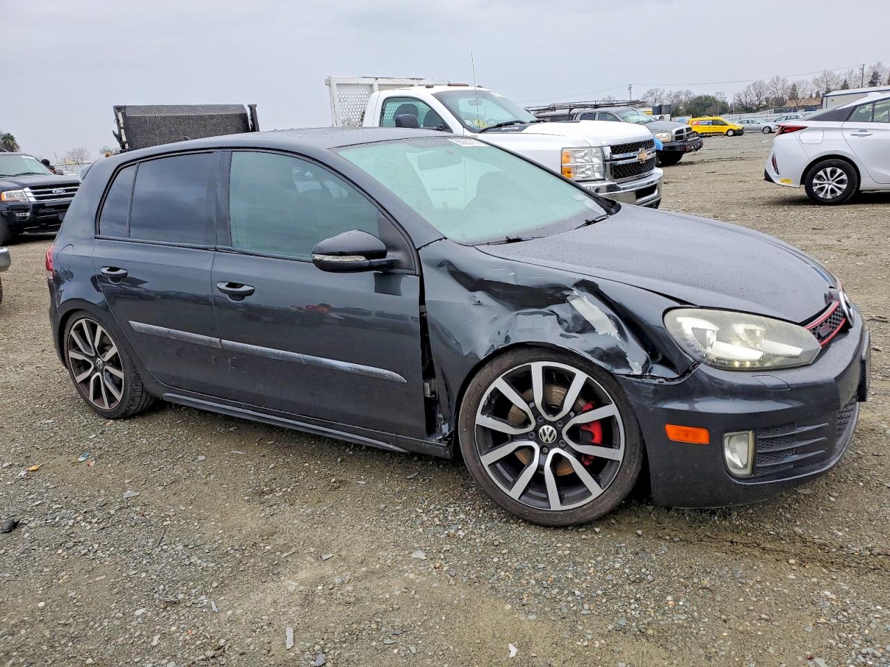 2012 VOLKSWAGEN GTI photo 10