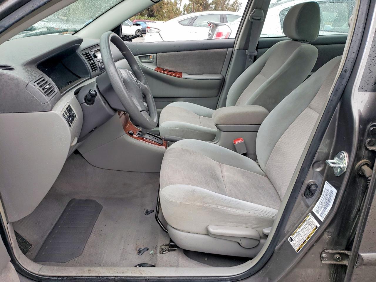2008 TOYOTA COROLLA CE photo 7