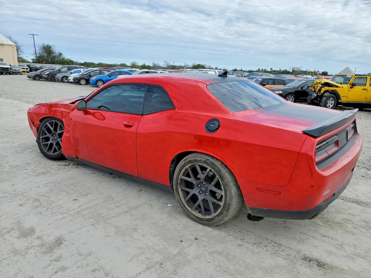 2016 DODGE CHALLENGER R/T photo 3
