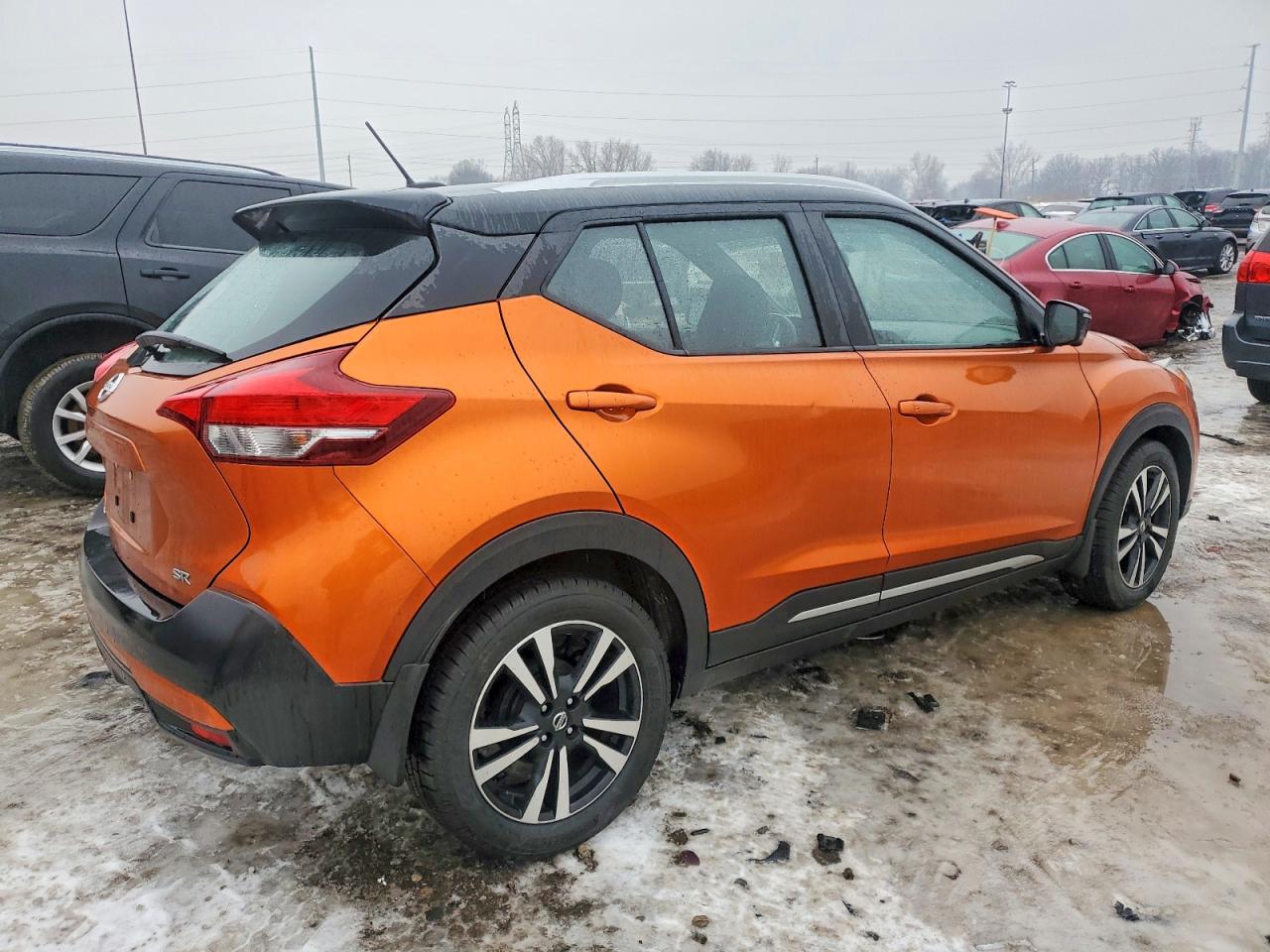 2018 NISSAN KICKS S photo 3