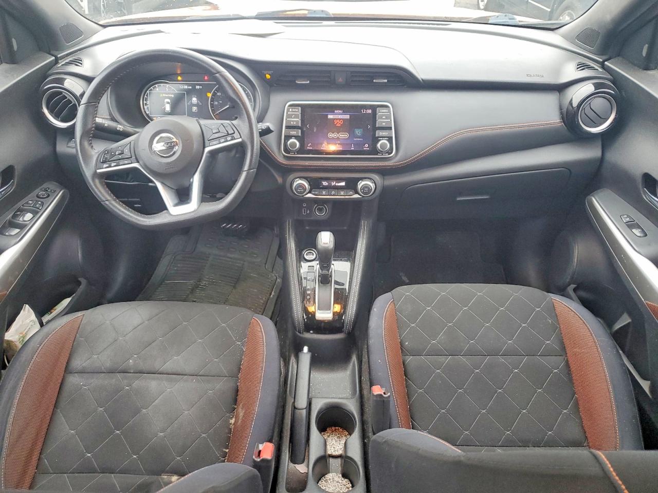 2018 NISSAN KICKS S photo 8