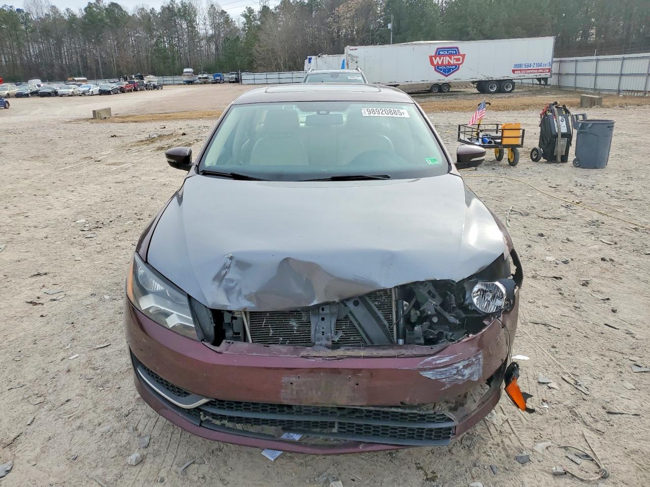 2014 VOLKSWAGEN PASSAT SE photo 5