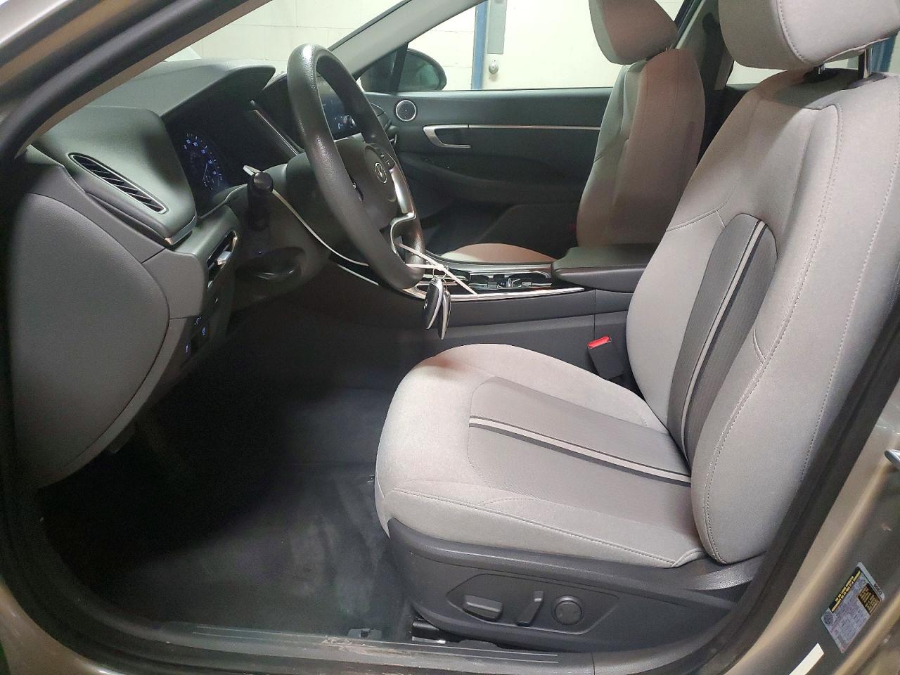 2020 HYUNDAI SONATA SEL photo 7