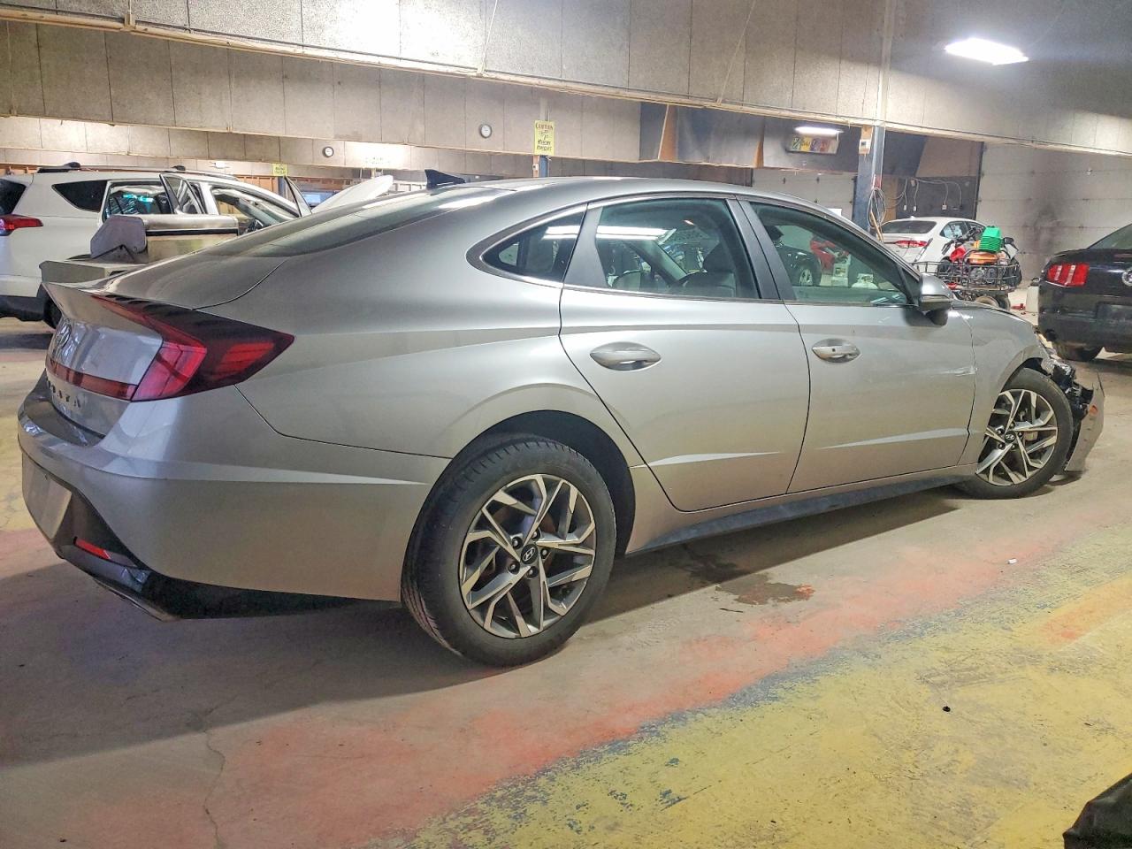 2020 HYUNDAI SONATA SEL photo 3