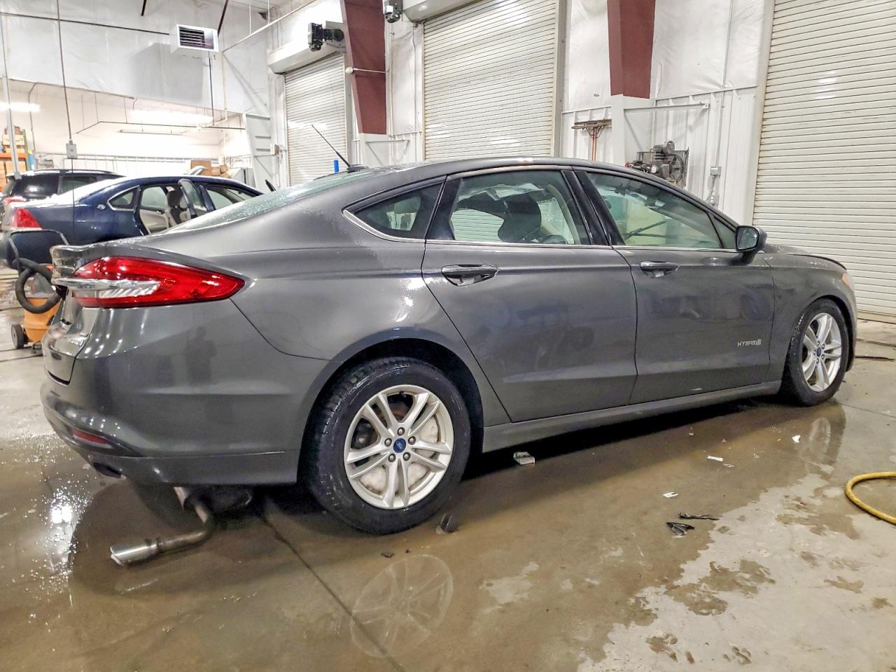 2018 FORD FUSION SE HYBRID photo 3