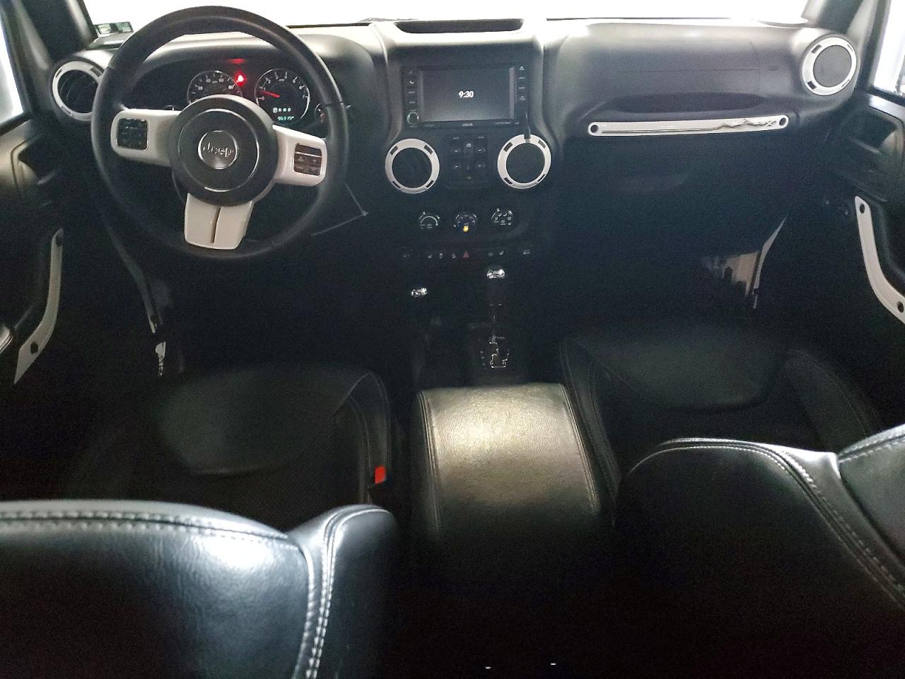 2015 JEEP WRANGLER UNLIMITED SAHARA photo 8