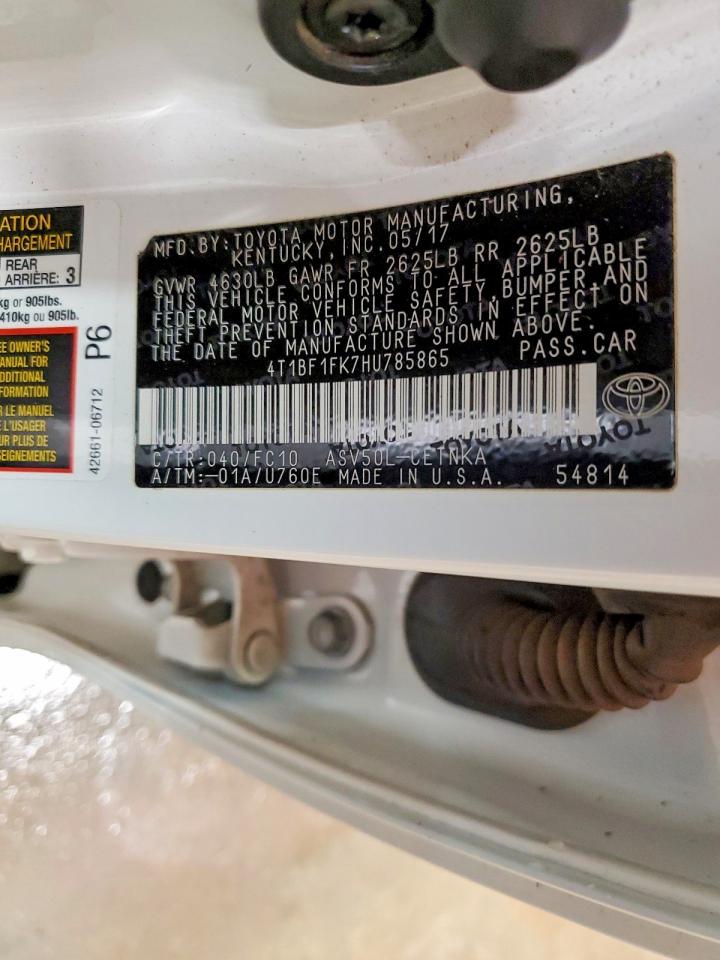 2017 TOYOTA CAMRY LE photo 13