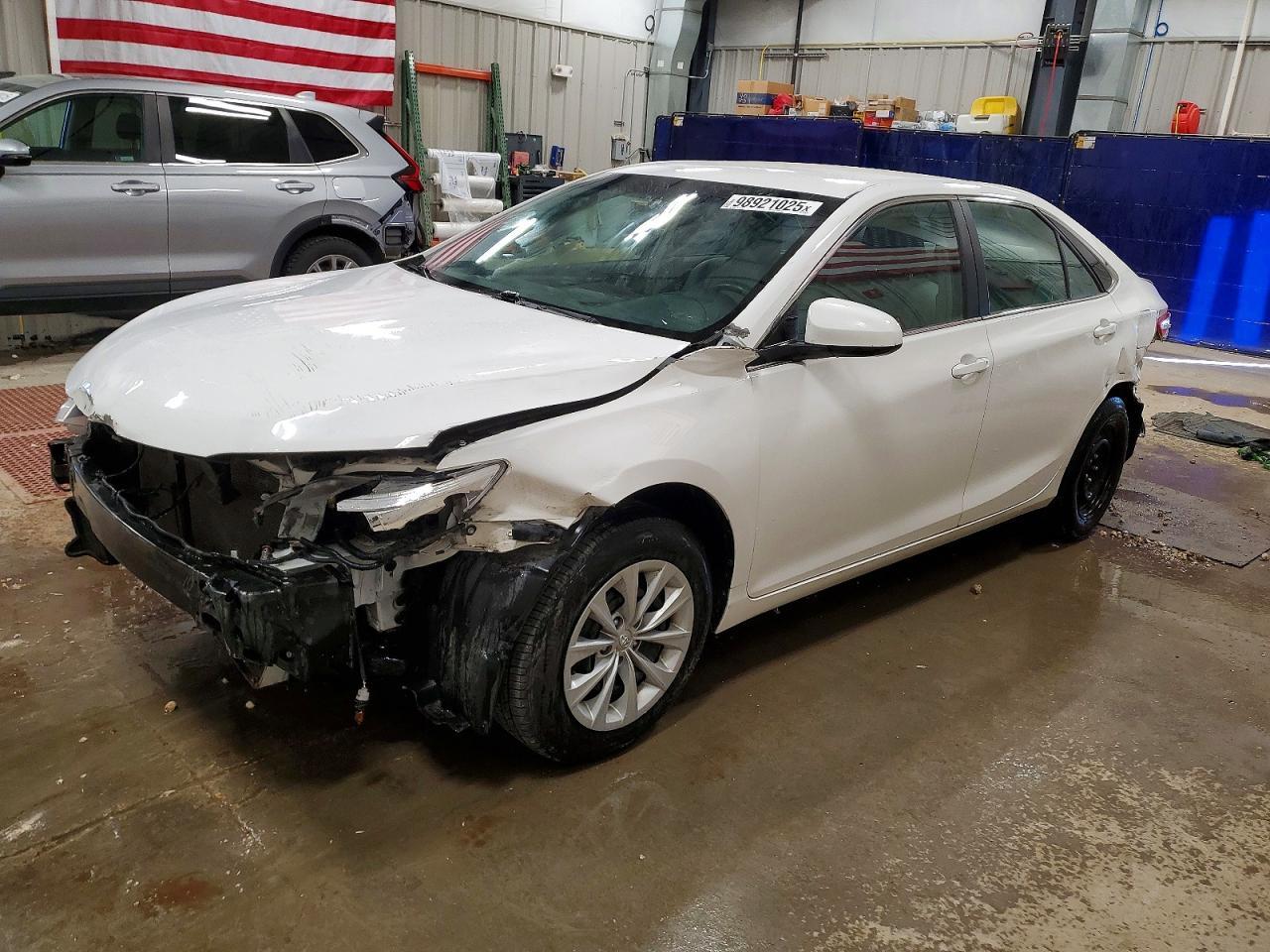 2017 TOYOTA CAMRY