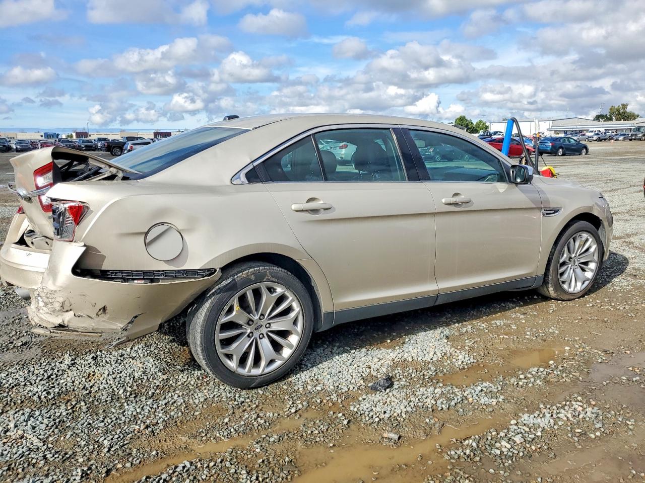 2018 FORD TAURUS LIMITED photo 3