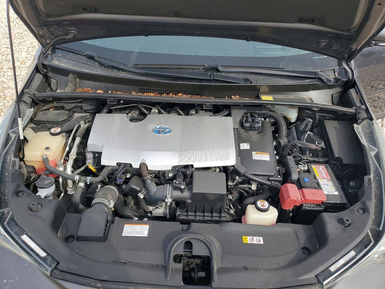 2018 TOYOTA PRIUS photo 11