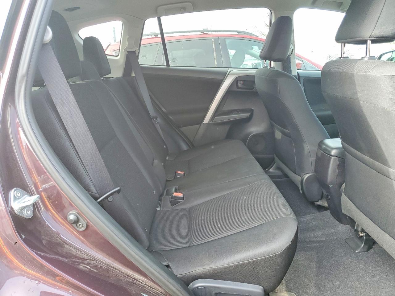 2016 TOYOTA RAV4 LE photo 11
