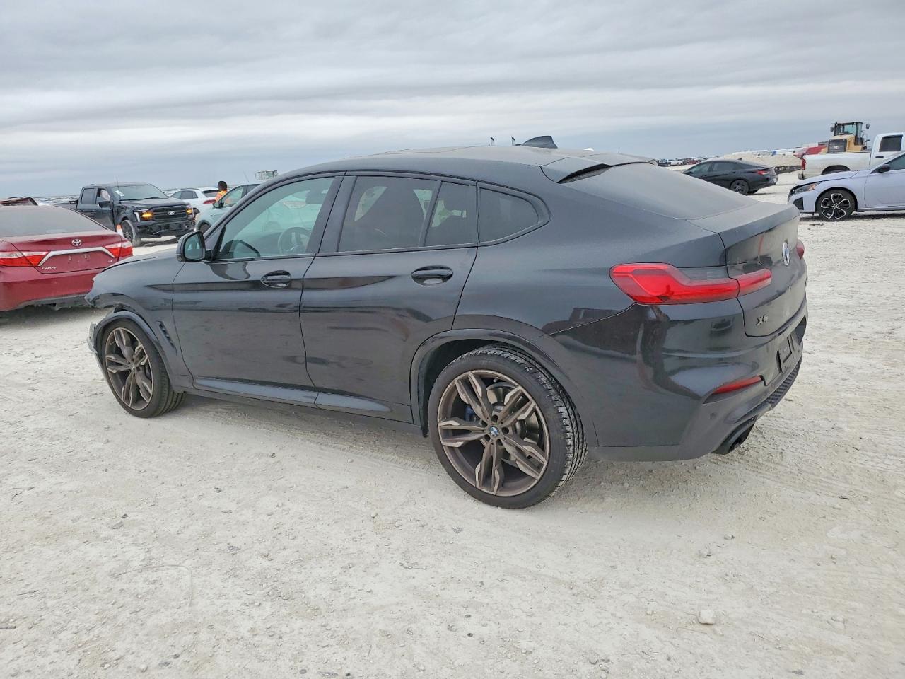 2021 BMW X4 XDRIVEM40I photo 2