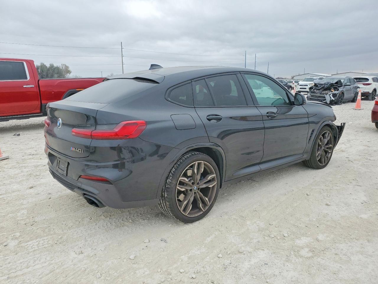 2021 BMW X4 XDRIVEM40I photo 3