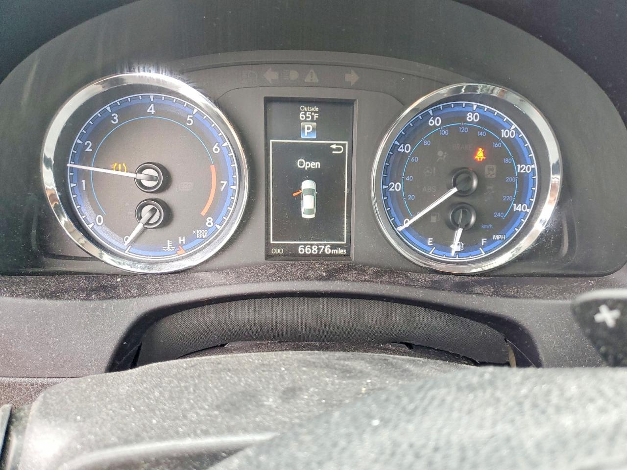 2017 TOYOTA COROLLA L photo 9