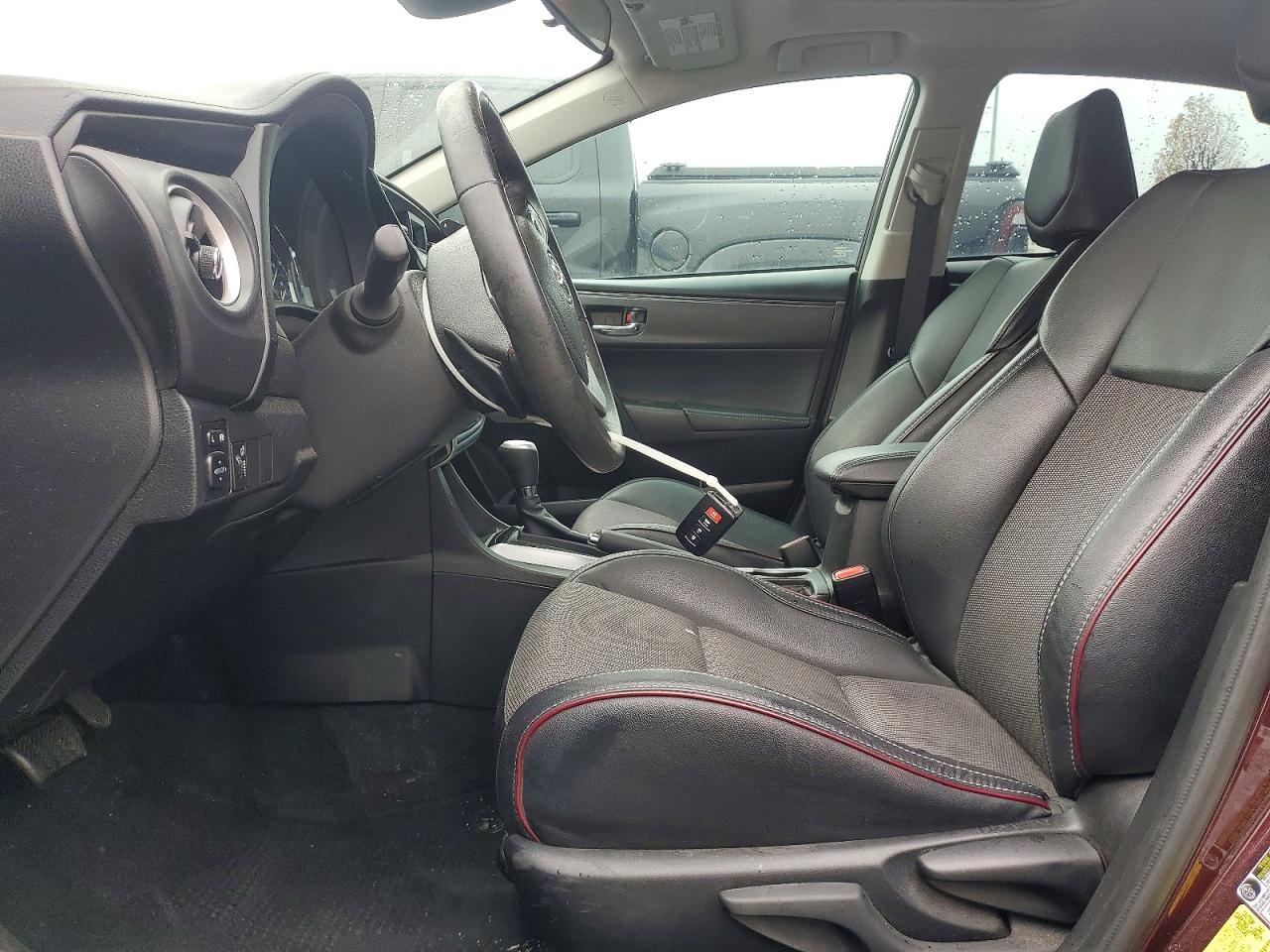 2017 TOYOTA COROLLA L photo 7