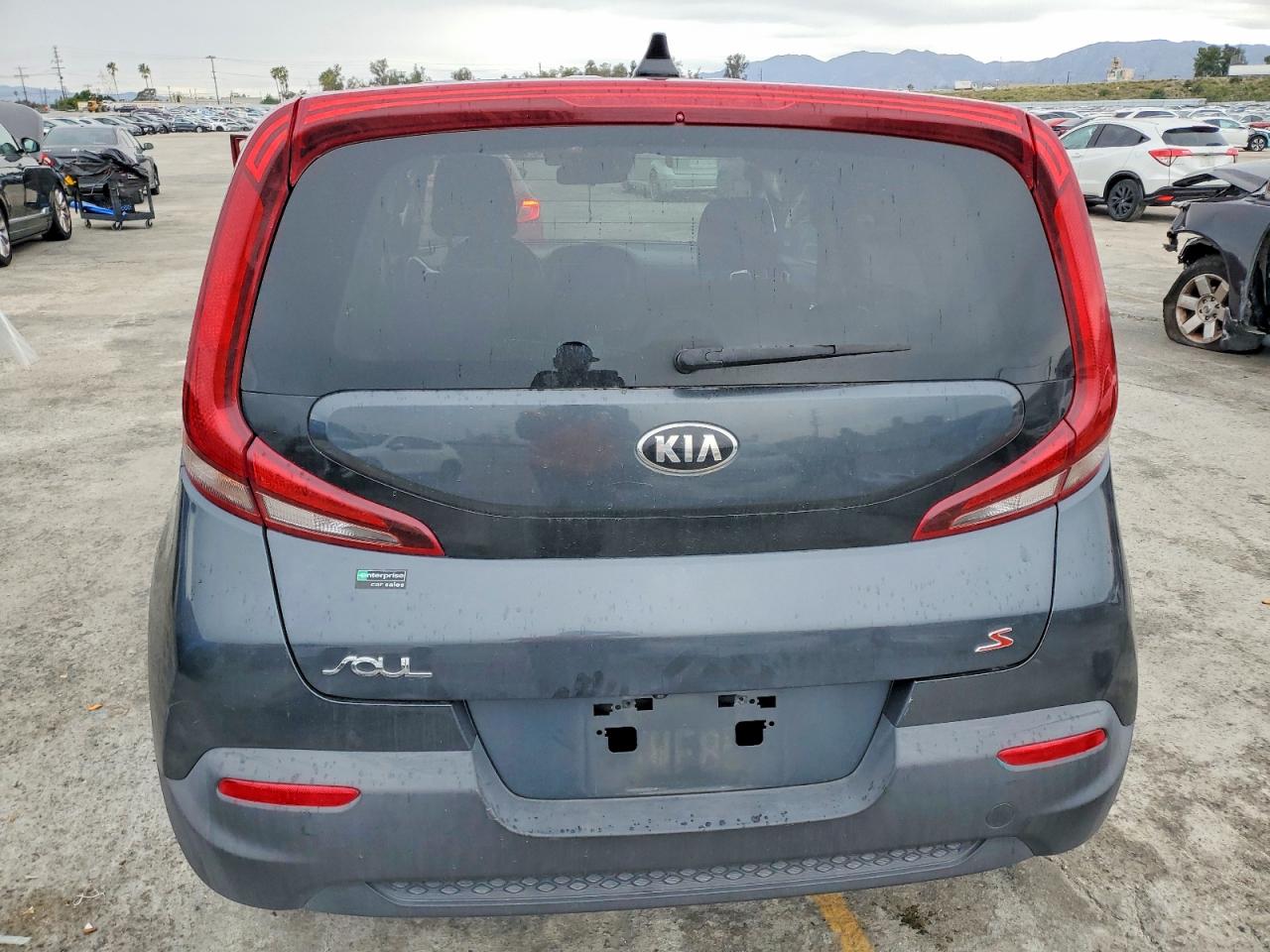 2020 KIA SOUL LX photo 6
