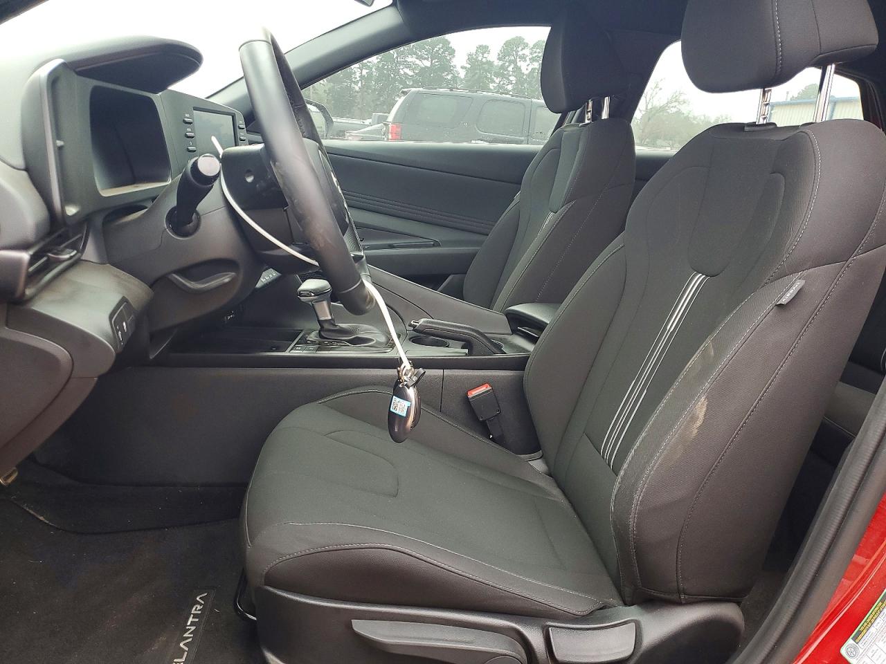 2025 HYUNDAI ELANTRA SEL SPORT photo 7