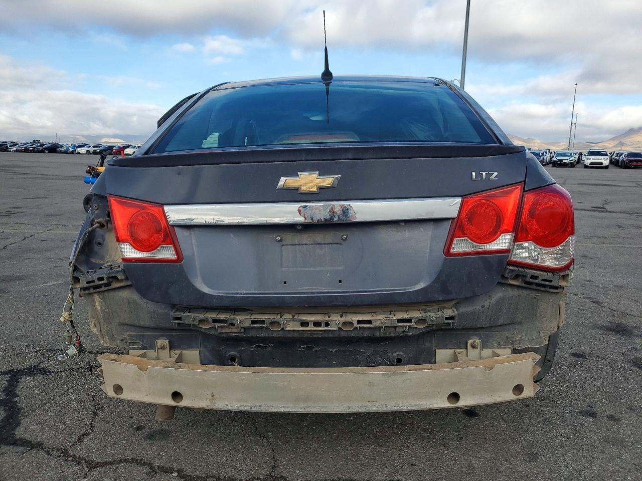 2013 CHEVROLET CRUZE LTZ photo 6