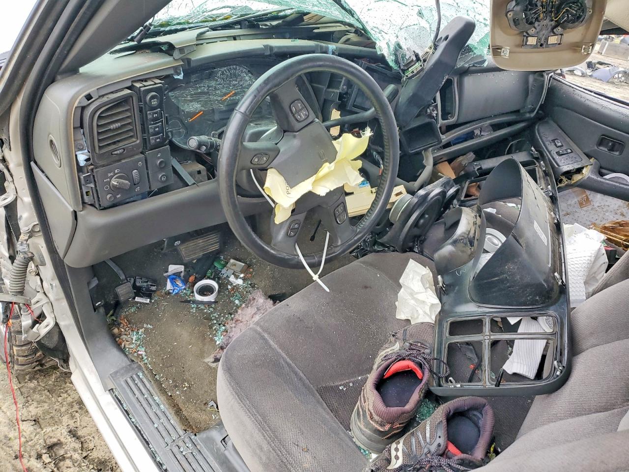 2006 GMC NEW SIERRA K1500 photo 8