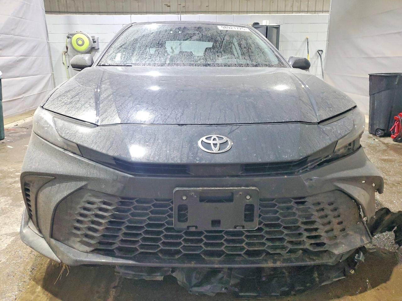 2025 TOYOTA CAMRY XSE photo 5